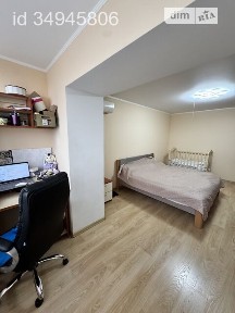 Продаж 3к квартири 78 кв. м на вул. Захисників України 19 • ID 34945806