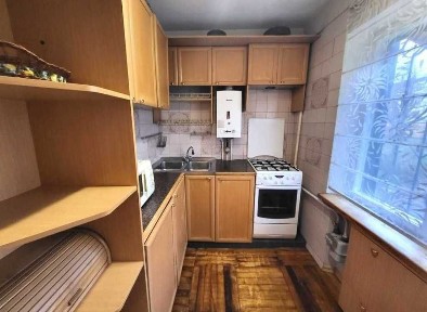 Продаж 3-х к кв вул. Паркова буд. 6, поруч бул. Шевченко, 2-ий поверх