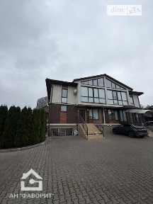 Продаж 3 поверхового таунхауса з ділянкою на 2 сотки, 187.4 кв. м, 3 кімнати, на вул. Гетьманська 29/2 • ID 34949146
