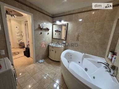 Продаж 3к квартири 82 кв. м на просп. Металургів 23 • ID 34949081