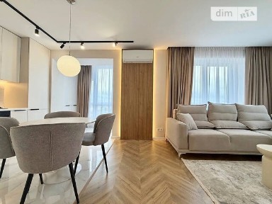 Продаж 1к квартири 39 кв. м на вул. Княгинин • ID 34948133