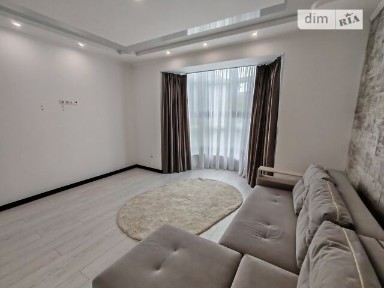 Продаж 3к квартири 137 кв. м на вул. Слобідська 42 • ID 34947868