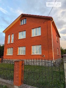 Продаж 2 поверхового будинку з ділянкою на 15 соток, 280 кв. м, 7 кімнат, на вулиця Кольби • ID 34949383