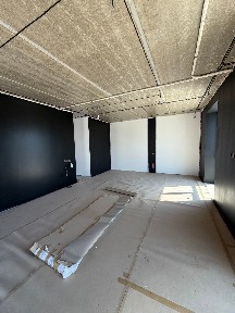 Продаж 1-кімнатної квартири 81 м², Левадна вул.