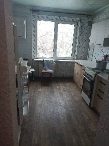 Продаж 4-кімнатної квартири 86 м²