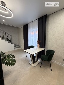 Продаж 2 поверхового дуплекса з ділянкою на 1 сотку, 90 кв. м, 3 кімнати, на пров. Світлий • ID 34951926