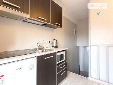 Здам подобово 1к квартиру на вул. Гіршмана 4 • ID 32567868