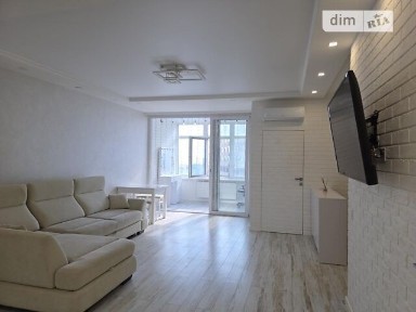 Продаж 3к квартири 98 кв. м на вул. Академіка Сахарова • ID 34942589