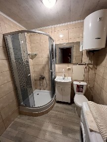 Київська область, Озерна