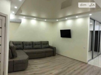 Довготривала оренда 2к квартири на вул. Левка Лук'яненка 20 • ID 34953209