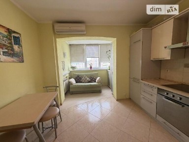 Продаж 1к квартири 45 кв. м на вул. Драгоманова 12А • ID 34953387