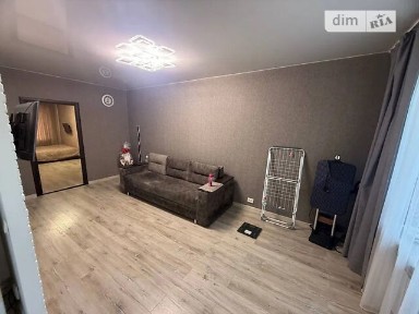 Продаж 2к квартири 45 кв. м на вул. Іванова • ID 34953005