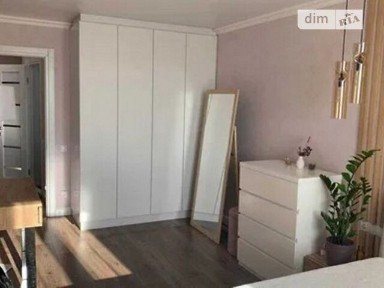 Оксамитова вулиця, Петропавлівська Борщагівка, вул. Оксамитова 20 34953897