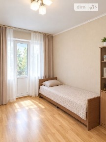 Продаж 3к квартири 72 кв. м на вул. Радунська 38 • ID 34955585