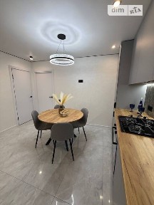 Продаж 2к квартири 64 кв. м на вул. Київська • ID 34955465