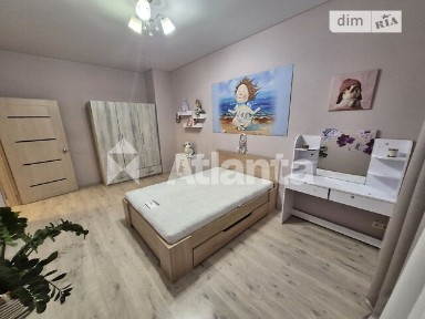 Продаж 3к квартири 116 кв. м на вул. Добровольців 8 • ID 34954784