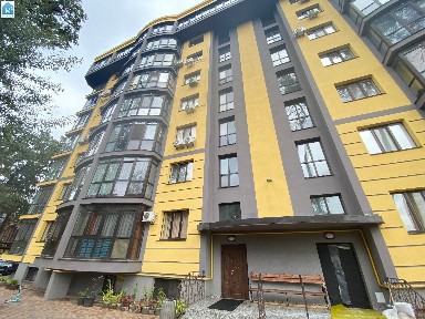 Євро 2 кімнатна квартира біля Центрального парку Ірпеня, вул. Київська на 3 поверсі з Газовим опаленням та балконом