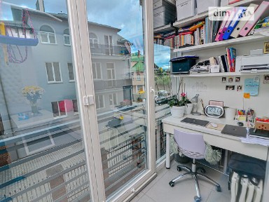 Продаж 2к квартири 71.5 кв. м на вул. Ромашкова • ID 34953679