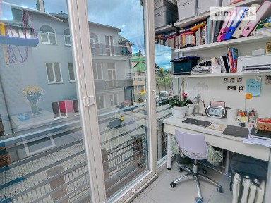 Продаж 2к квартири 71.5 кв. м на вул. Ромашкова • ID 34953679