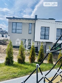 Продаж 2 поверхового будинку з ділянкою на 2.7 сотки, 122 кв. м, 3 кімнати, на вул. Степана Бандери • ID 34955232