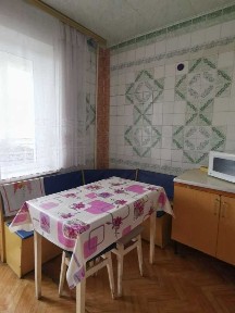 Київ, Володимира Маяковського просп., 72А
