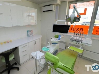 Продаж офісу 70 м², Олександра Мішуги вул., 10