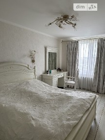 Продаж 3к квартири 67.2 кв. м на вул. Березняківська 30 • ID 34957010