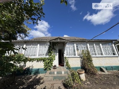 Продаж 1 поверхового будинку з ділянкою на 19 соток, 92.9 кв. м, 3 кімнати, на вулиця Центральна • ID 34956827