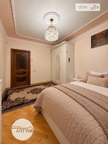 Продаж 2к квартири 68.2 кв. м на вул. Квітова 26 • ID 34960569