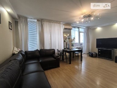 Продаж 2к квартири 80 кв. м на вул. Літературна 12 • ID 34962556