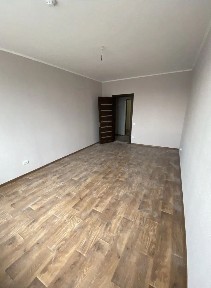 Продаж 2Х кімнатноі квартири з ремонтов на 4 поверсі, в жк Деснянській, 1 будинок.