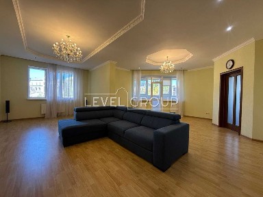 Продаж 4-кімнатної квартири в ЖК «Діамант» вул. Тараса Шевченка, 27Б, центр Києва