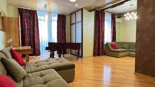 Простора 3-4к. квартира 140м. кв. на Печерську, Лабораторний пров. 6
