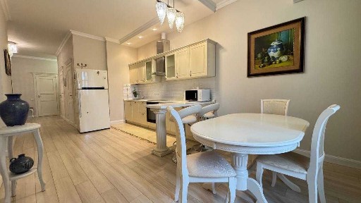 Простора та світла 3к. квартира 100 м² Печерськ, будинок з підземним паркінгом БЕЗ % комісії