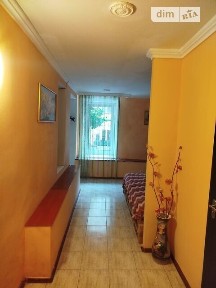Воздвиженська вулиця, мікрорайон Поділ, район Подільський, Київ, метро Контрактова площа, вул. Воздвиженська 60 34963803