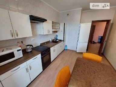 Довготривала оренда 3к квартири на вул. Прилужна 4/15 • ID 34963515