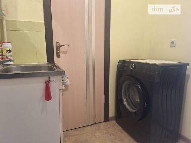 Продаж 1к квартири 18.1 кв. м на вул. Захисників України • ID 34963636