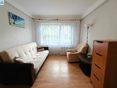 метро Дарниця, Чернігівська 5-10хв. пішки, газ, 1 поверх, без комісії!