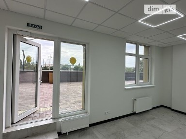 Продаж офісного приміщення 60.6 кв. м. на 2 поверсі на вул. Краснова 1Е, багатоповерхова будівля • ID 34967284