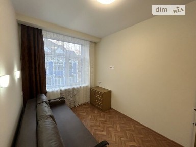 Довготривала оренда 1к квартири на вул. Космонавтів 7 • ID 34967084