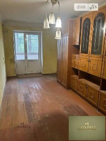 Продаж 2к квартири 44 кв. м на вул. Дорошенка Петра • ID 34967305