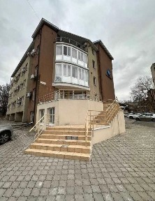 Оренда офісу 303 м², Сергія Подолинського вул.