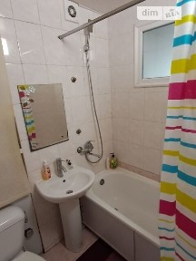 Здам подобово 1к квартиру на вул. Євгена Танцюри 13 • ID 34968329