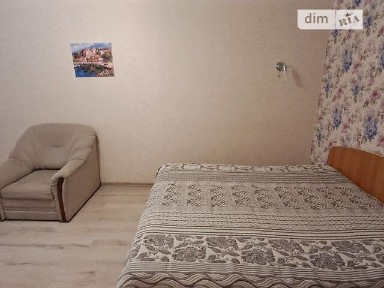Здам подобово 1к квартиру на вул. Євгена Танцюри 13 • ID 34968299