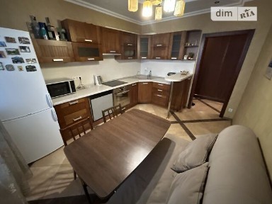 Довготривала оренда 2к квартири на вул. Академіка Булаховського 5Г • ID 34968103