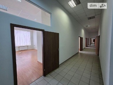 Оренда офісного приміщення на вул. Лаврська 16, приміщень - 25, поверх - 1 • ID 34968426