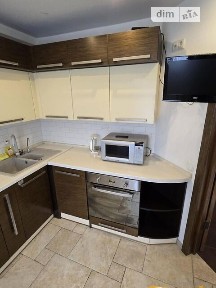 Продаж 2к квартири 52 кв. м на вул. Шкільна • ID 34968921