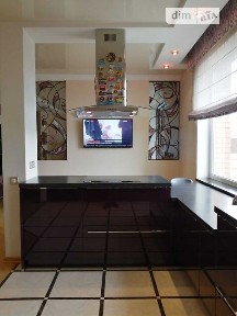 Продаж 4к квартири 150 кв. м на вул. Осіння 33 • ID 34968759