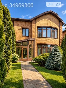 Продаж 2 поверхового будинку з ділянкою на 4.5 сотки, 220 кв. м, 3 кімнати, на вул. Динамо • ID 34969366
