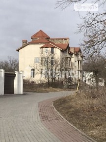 Продаж 3 поверхового будинку з ділянкою на 10 соток, 1150 кв. м, 15 кімнат, на Сосновая • ID 34969164